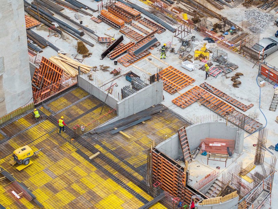 Łódź. Parkingi wielopoziomowe nabierają kształtów. Najnowszy raport z budowy