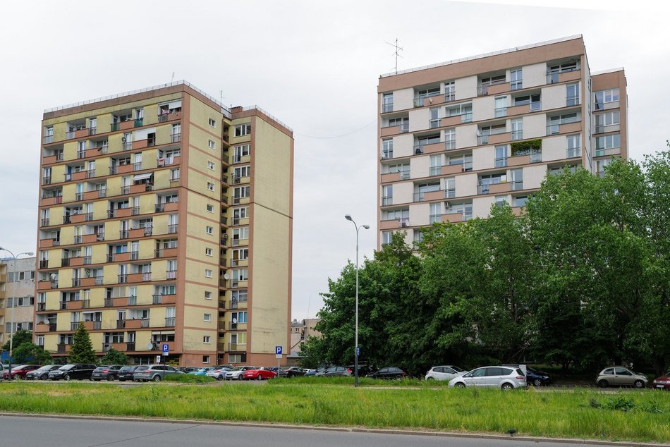 Wieżowce Anilana i Lokator, al. Kościuszki 126 i 128