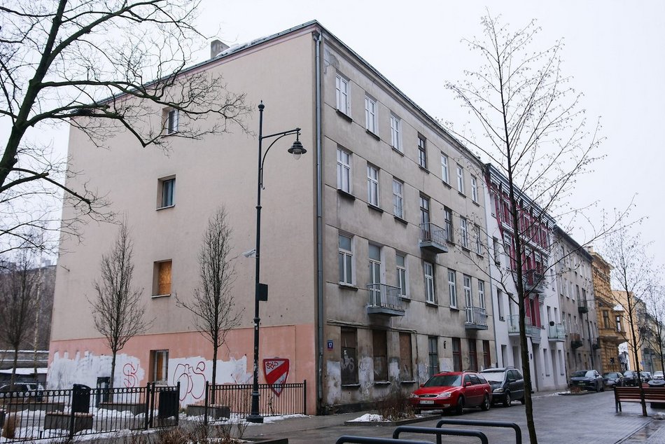 Łódź. Kamienica przy ul. Włókienniczej 17