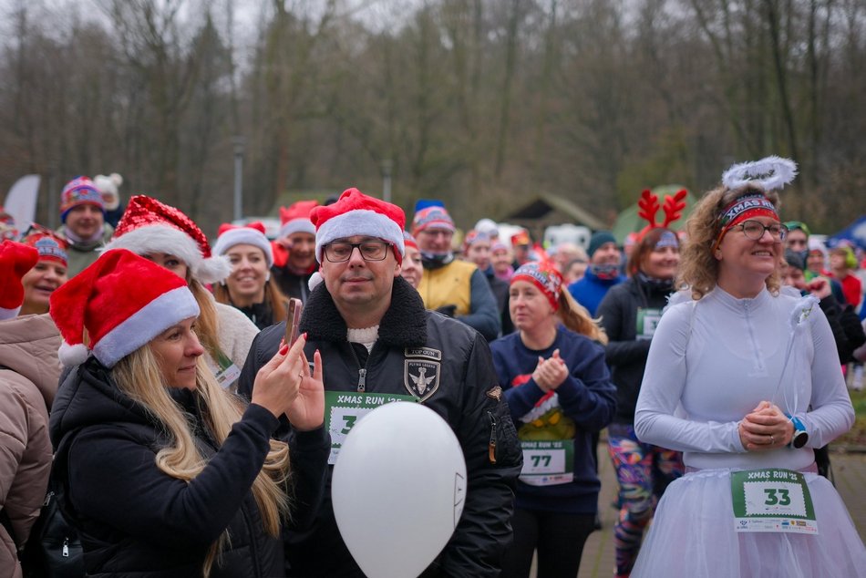 Xmas Run 2025 w Łagiewnikach w Łodzi. Odszukaj się w galerii