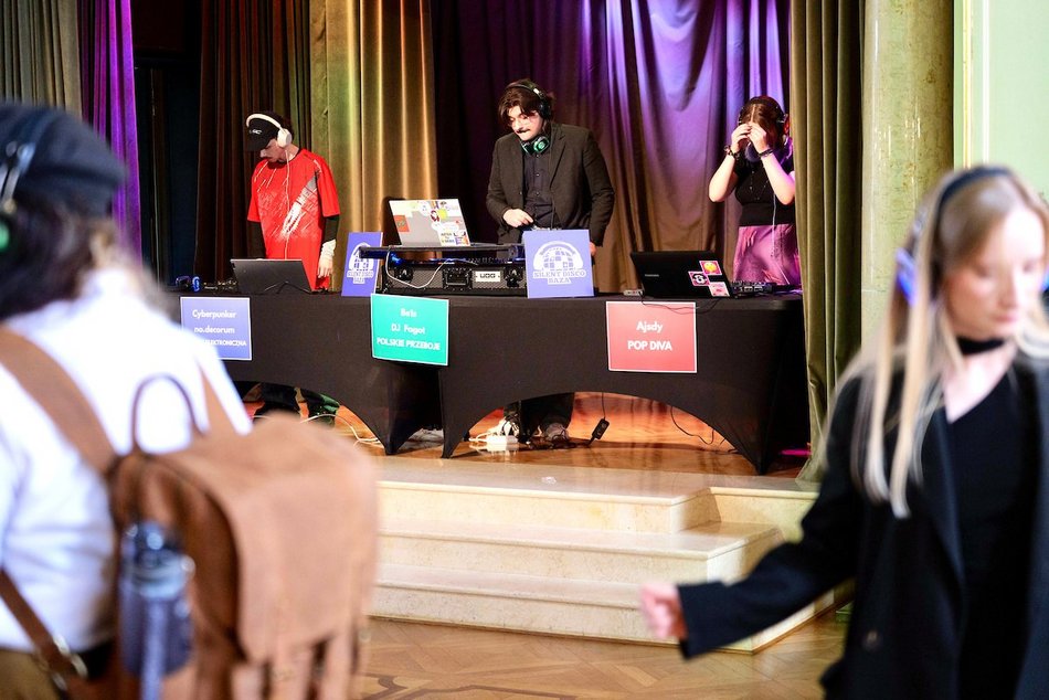 Łódź. Tego jeszcze nie było! Silent disco w Muzeum Miasta Łodzi