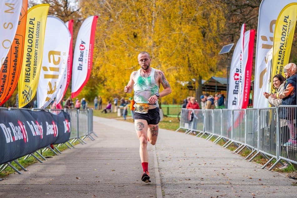 Łódź. Jesienny Festiwal Szakala w Łodzi. Brałeś/aś udział w biegu? Znajdź się na zdjęciach