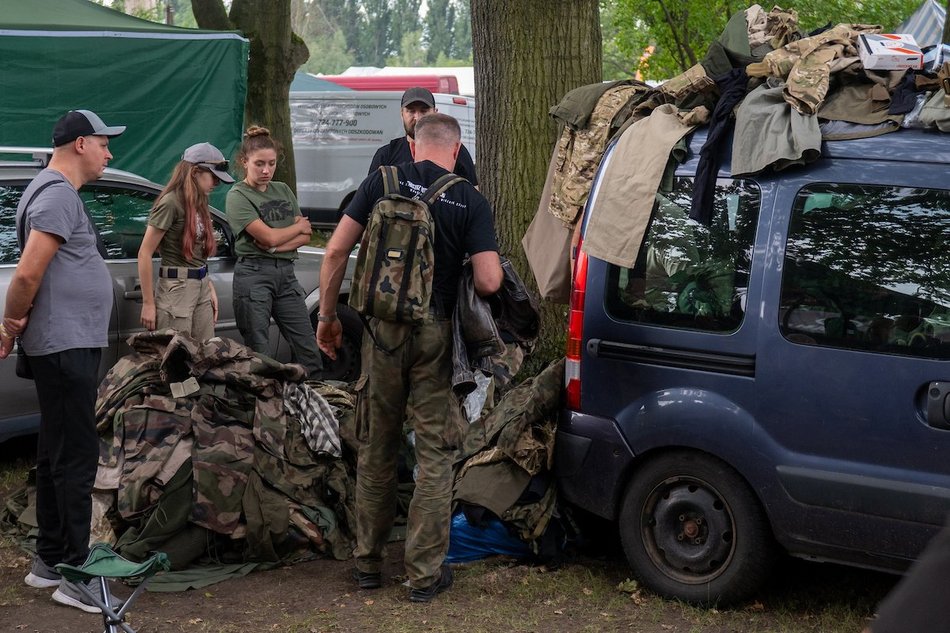 Łódź. Moto Weteran Bazar w Łodzi. Prawdziwy raj dla kolekcjonerów zabytkowych pojazdów