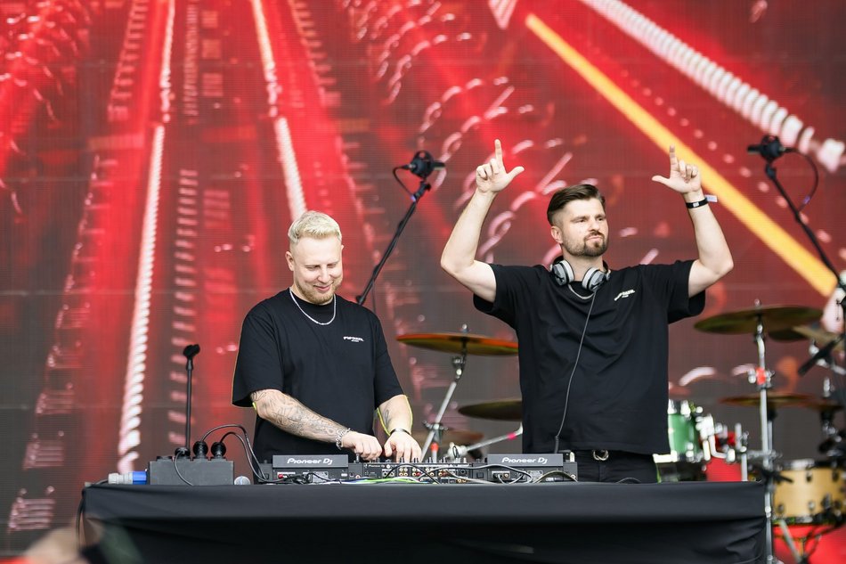 Didżejskie sety przeciwko deszczowi! Tak się gra między koncertami na Łódź Summer Festival 2025!