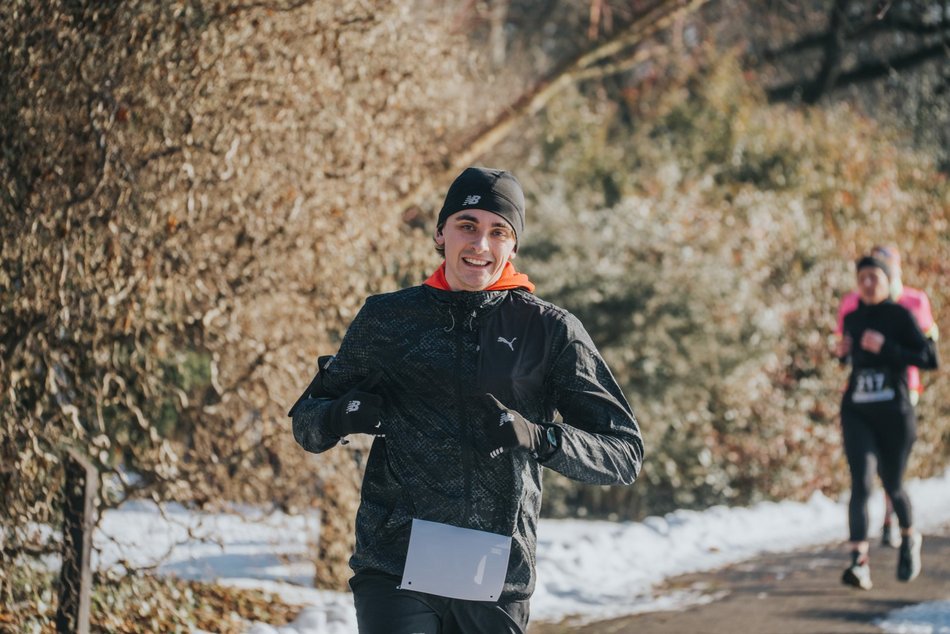 Botaniczna Piątka w Ogrodzie Botanicznym w Łodzi. Galeria z mroźnego biegu