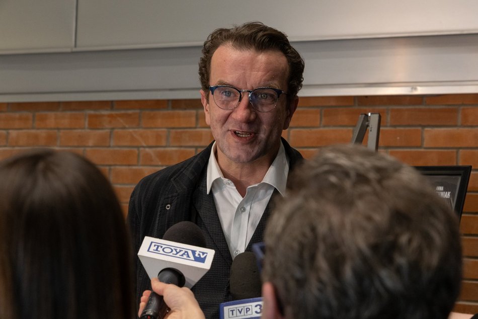 Łódź. Tomasz Kot i Antoni Pawlicki w kinie EC1 Łodź. Gościli na premierowym pokazie filmu „Pojedynek”