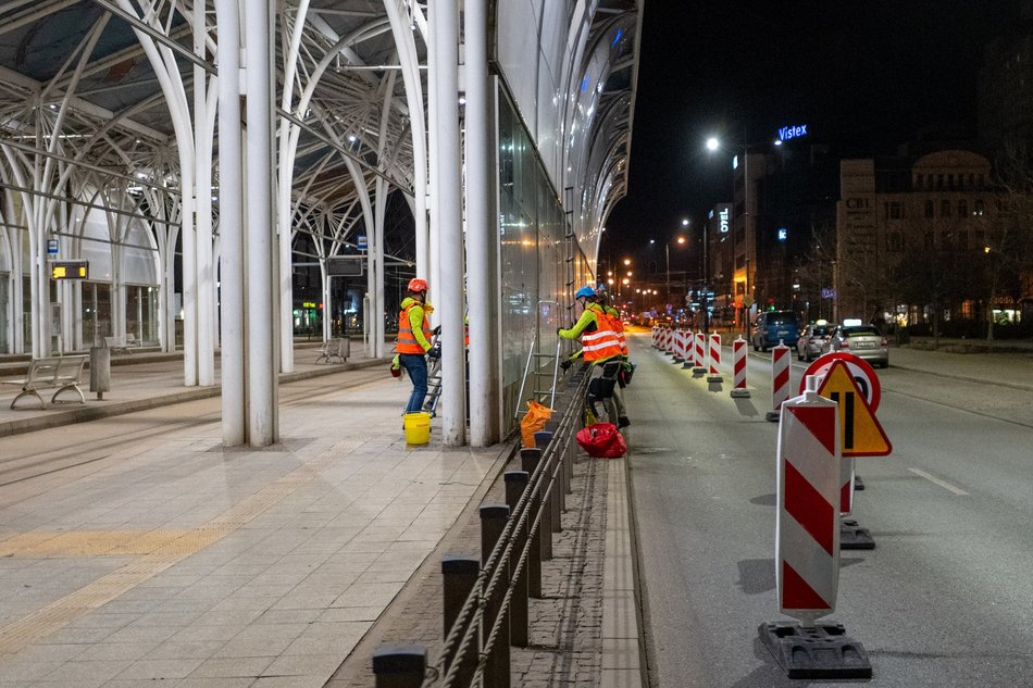Stajnia Jednorożców w Łodzi wymyta na błysk! Zobacz te prace na wysokościach
