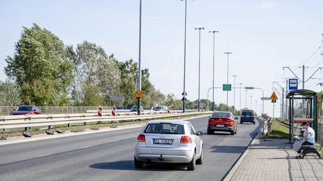 Remont Aleksandrowskiej. Do ułożenia ostatnia warstwa. Wiemy, kiedy otwarcie