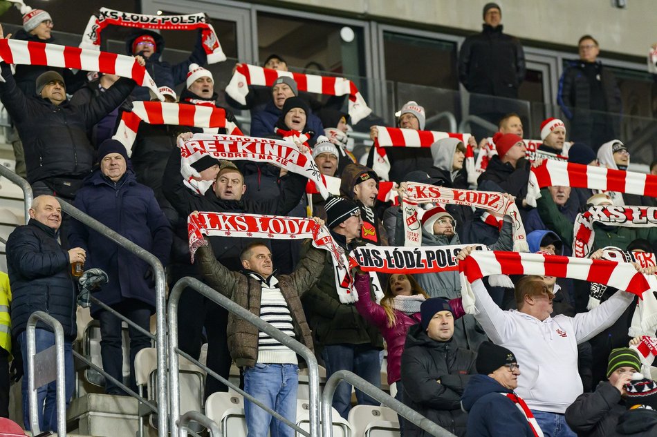 Kibice na meczu ŁKS Łódź z Arką Gdynia. Byłeś? Odszukaj się na trybunach!