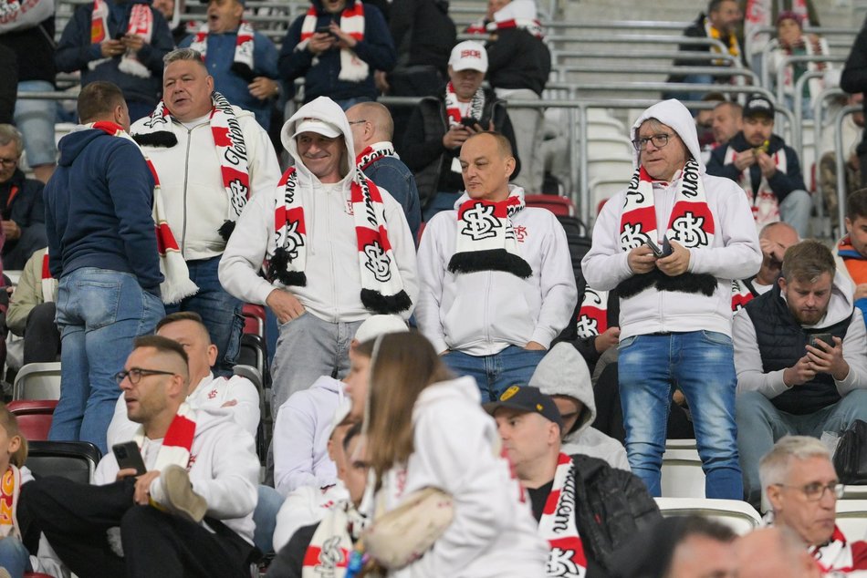 Kibice na meczu ŁKS Łódź z Polonią Warszawa. Byłeś/aś tam? Znajdź się w galerii!