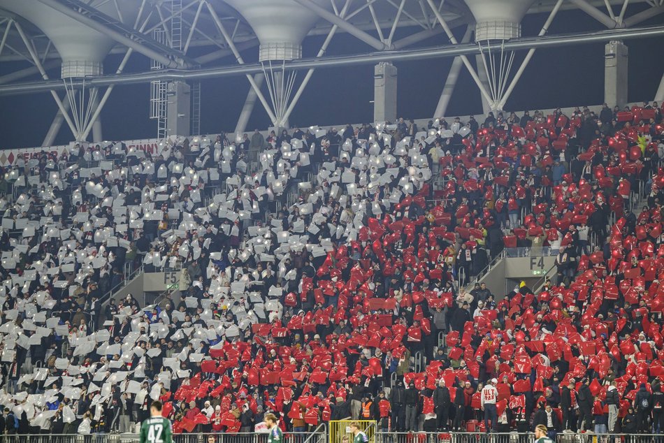 Kibice na meczu ŁKS Łódź z Legią Warszawa. Byłeś? Odszukaj się na trybunach!