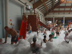 Łódź. Piana Party w Aquaparku Fala