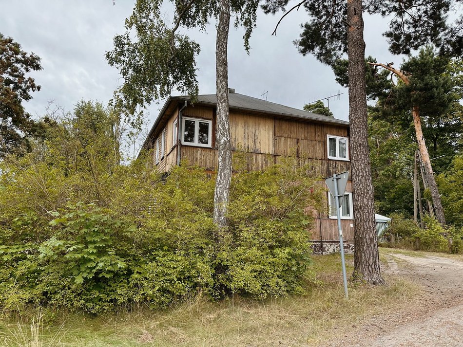 Kolumna-Las, Łask, zabytkowe wille, architektura drewniana