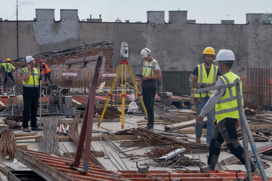 Łódź. Budowa parkingów wielopoziomowych w Łodzi. Wszystkie prace zgodnie z harmonogramem