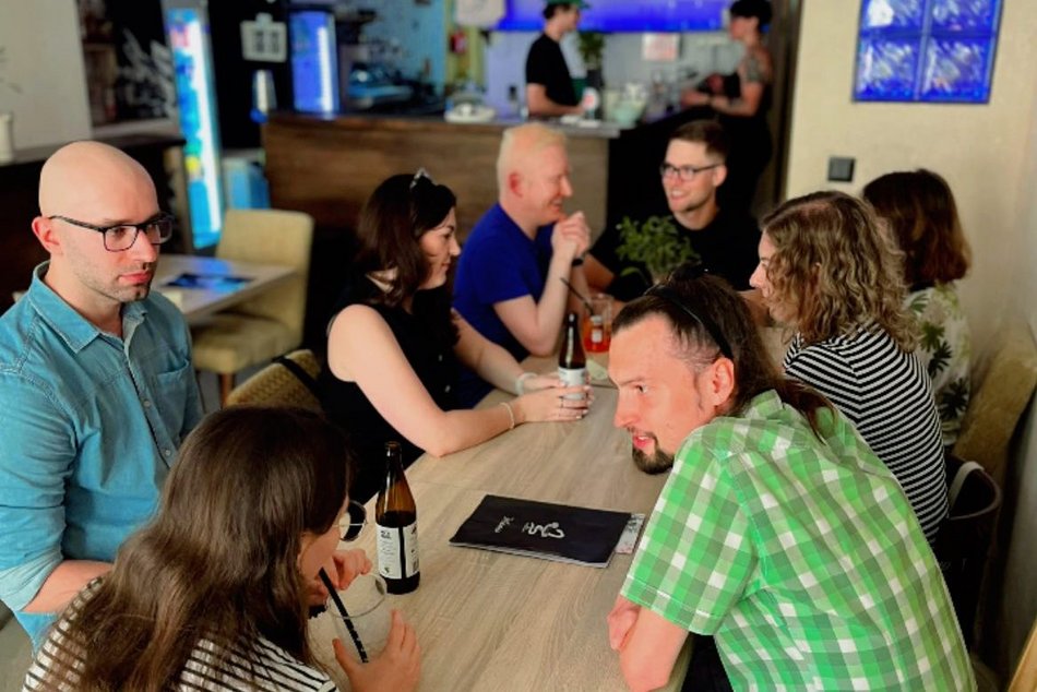 Łódź. Gdzie poznać kogoś w Łodzi? Speed dating, spacery z psami, białe randki, grupy osiedlowe i więcej