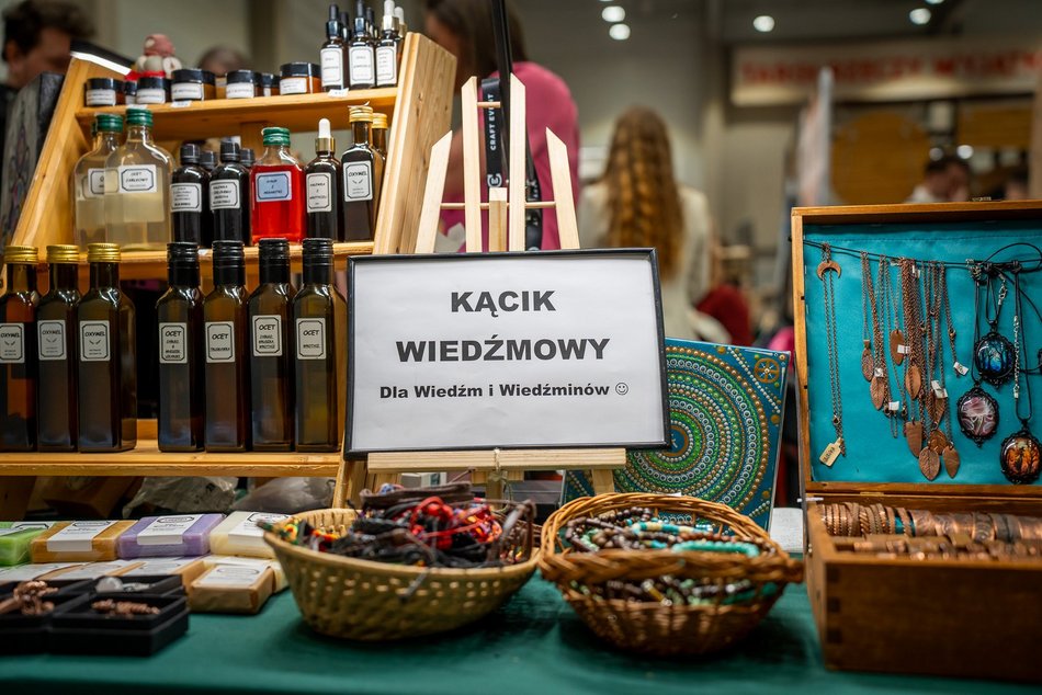 Łódź. Targi Rzeczy Wyjątkowych w hali Expo Łódź. Biżuteria, plakaty, dekoracje i więcej