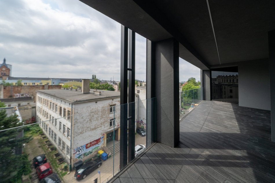 New Iron przy ul. Struga 22