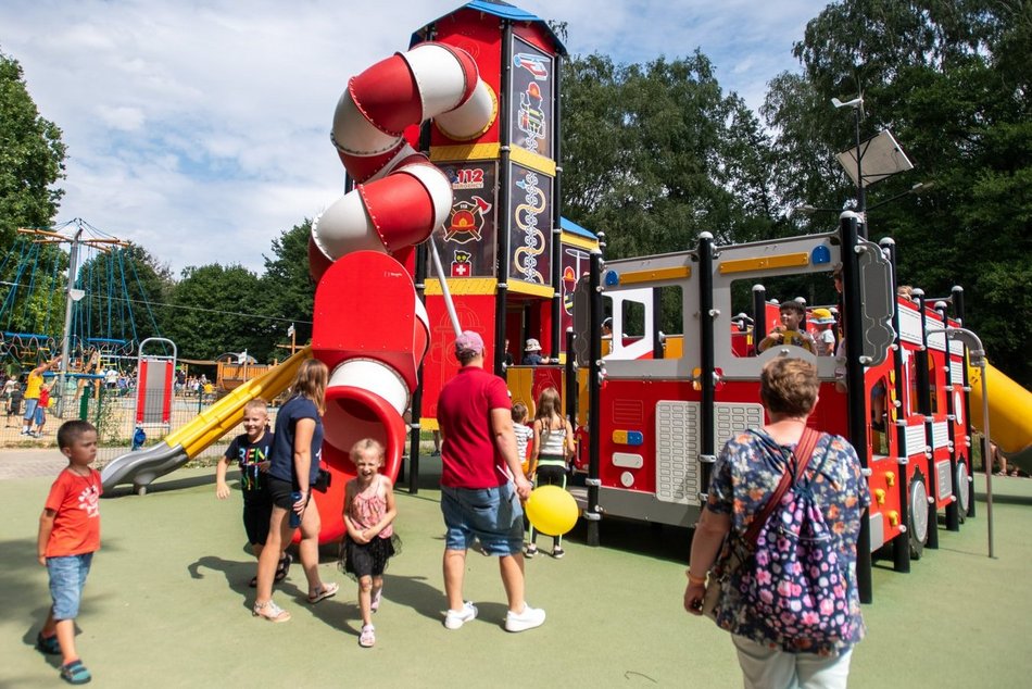 [Translate to Ukraiński:] Plac zabaw na Młynku