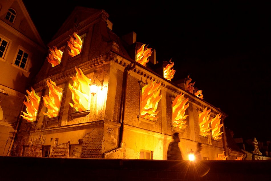 TOP 9 selfie spotów na Light Move Festival 2025 Łódź