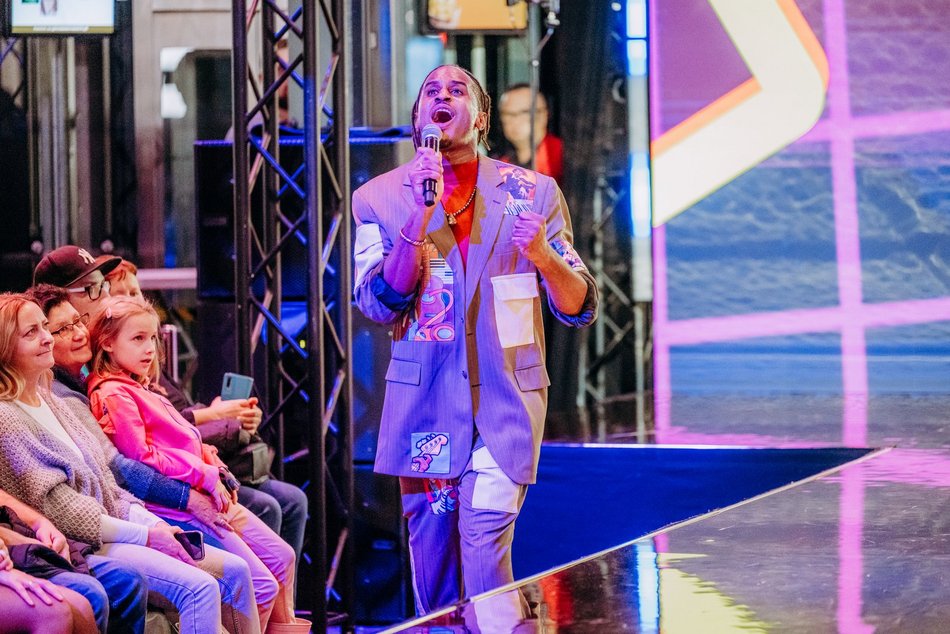 Łódź. Manufaktura Fashion Week w Łodzi. Kolekcja Jarosława Ewerta, koncert Andrzeja Piasecznego i więcej