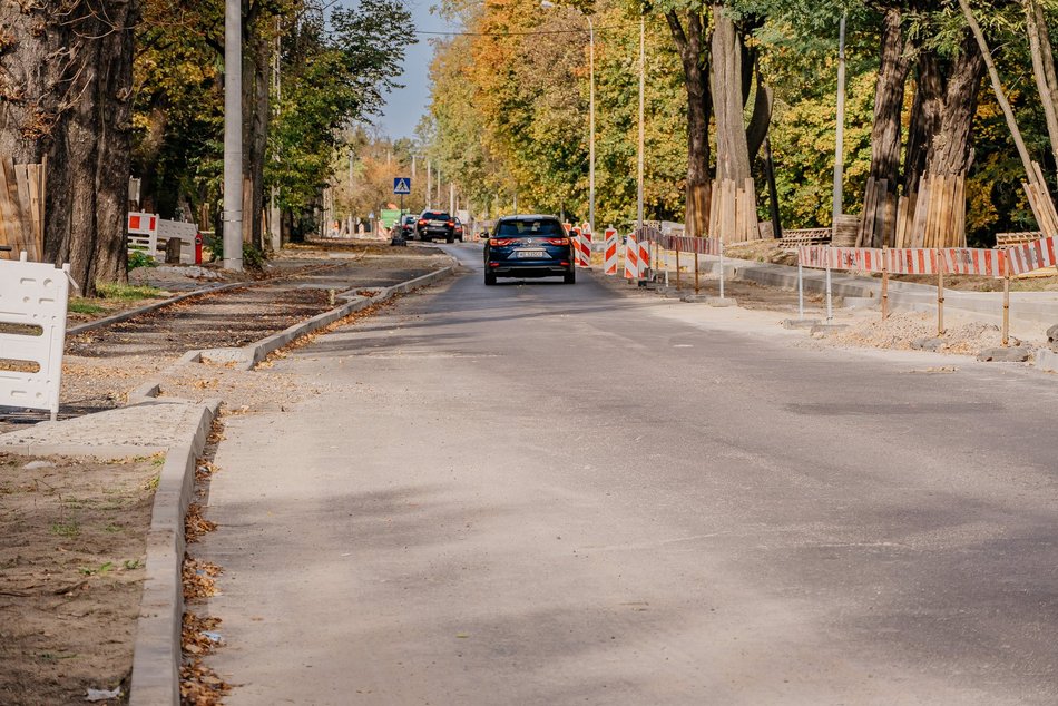 Remont Krakowskiej. Nowe chodniki i przystanki MPK Łódź