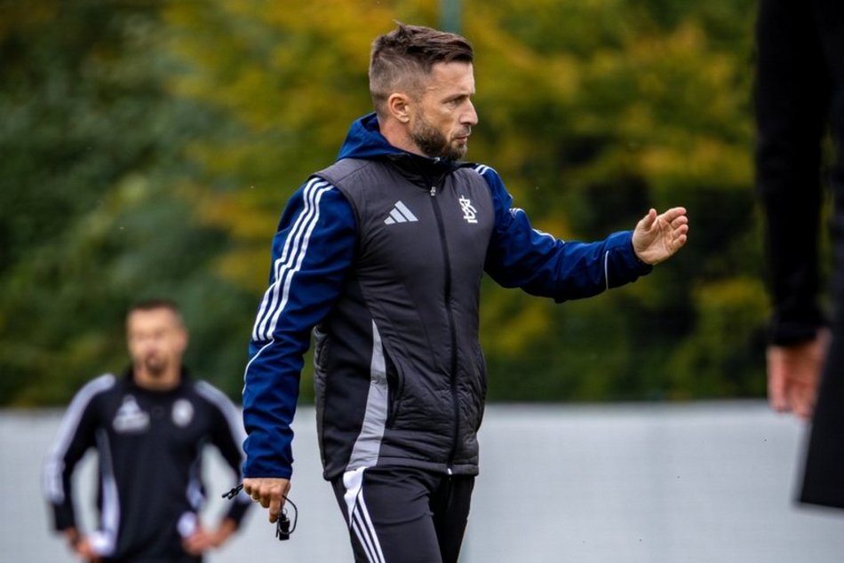 Znów wrócić z tarczą. ŁKS Łódź zmierzy się z Pogonią Siedlce