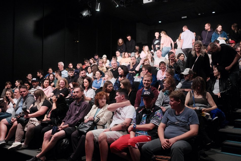 Adam Sobaniec na Stand-up Piotrkowska. Nawet deszcz nie pokrzyżował mu planów