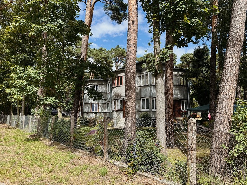 Kolumna-Las, Łask, zabytkowe wille, architektura drewniana