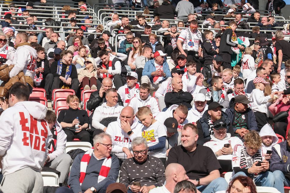 Łódź. Kibice na meczu ŁKS Łódź z Ruchem Chorzów. Byłeś/aś? Znajdź się w galerii!