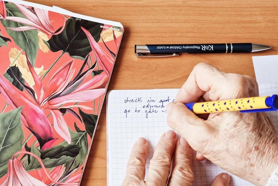 Łódź. Angielski, malarstwo, a może wyszywanie? Warsztaty dla seniorów w MSK Teofilów