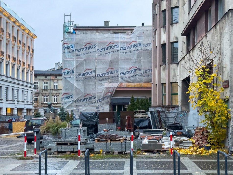 Łódź. Kultowa YMCA w Łodzi przechodzi metamorfozę. Będą miejsca do relaksu, galerie i usługi