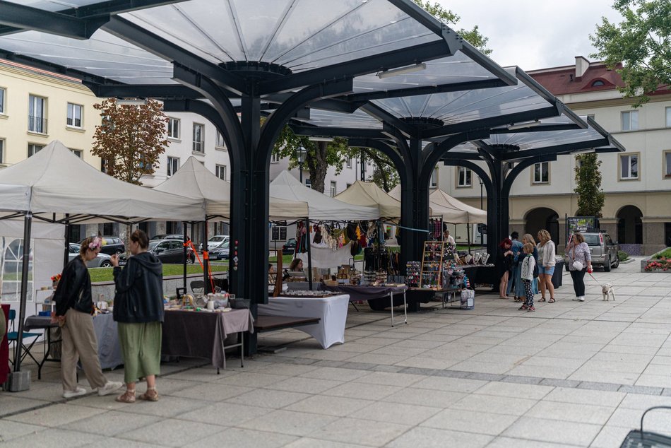 Słowiańska wioska na Starym Rynku podczas 601. Urodzin Łodzi