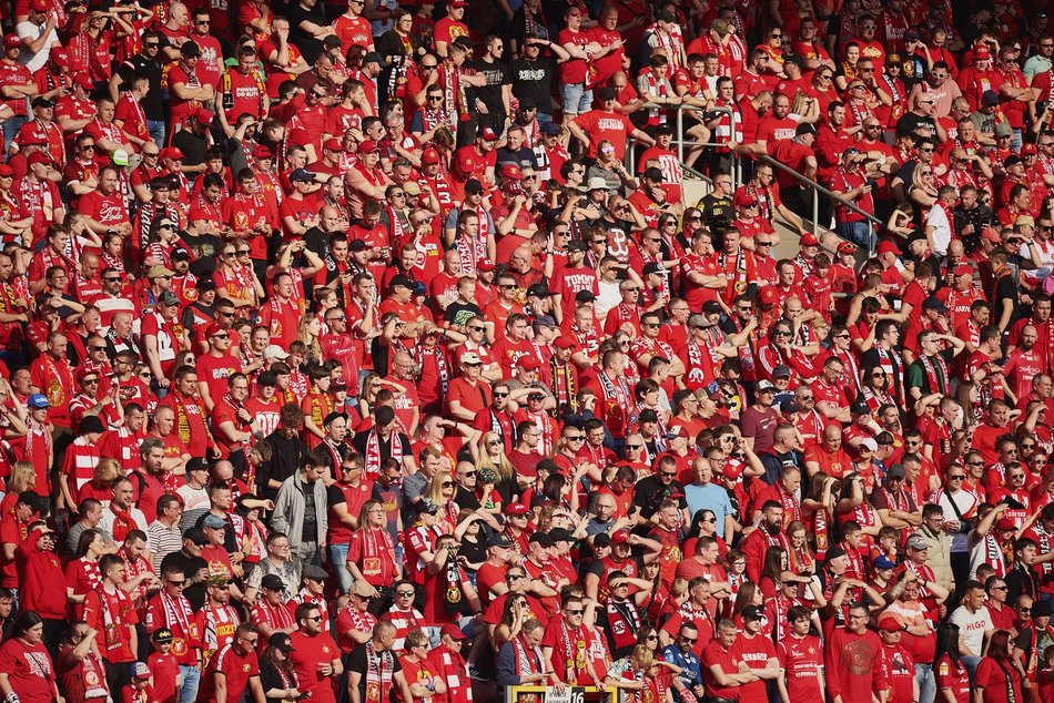 Kibice Widzewa Łódź na meczu z Koroną Kielce