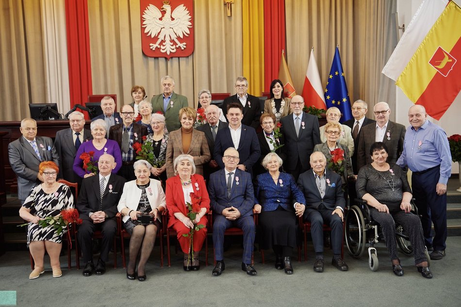 Uroczystość wręczenia medali z okazji długiego pożycia małżeńskiego