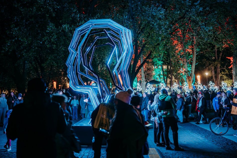 Łódź. Tłumy na Light Move Festival Łódź 2025! Mnóstwo pozytywnej energii!