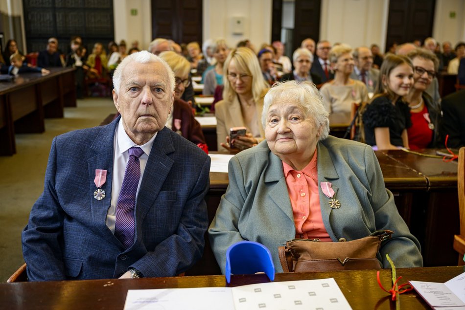 Łódź. Medale za długoletnie pożycie małżeńskie. To się nazywa wielka miłość!