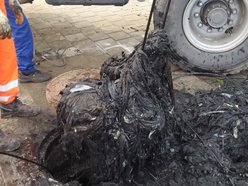 Łódź. Aż 3 tony śmieci w kanałach w Łodzi… codziennie