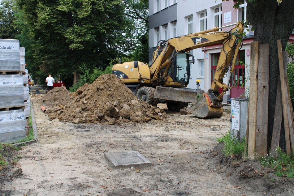 Remont Dubois w Łodzi wre. Chodnik już niemal ułożony!