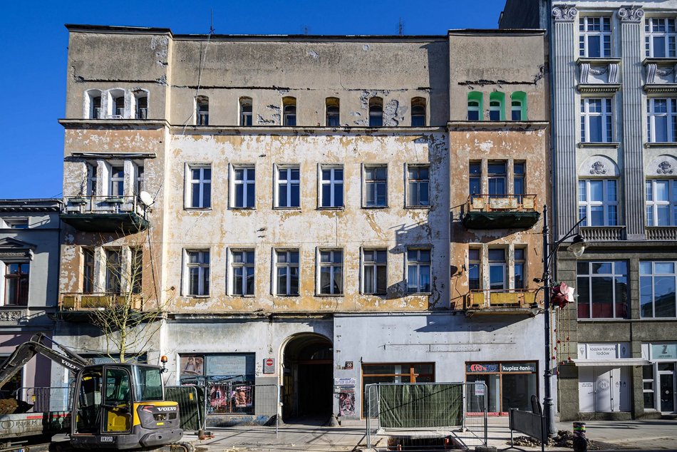 Łódź. Kamienica przy ul. Piotrkowskiej 50 w Łodzi