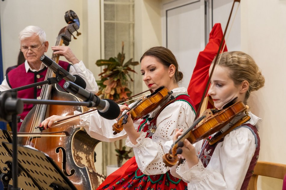 Łódź. XXIII Liceum Ogólnokształcące w Łodzi świętuje 80-lecie. To się nazywa świętowanie!