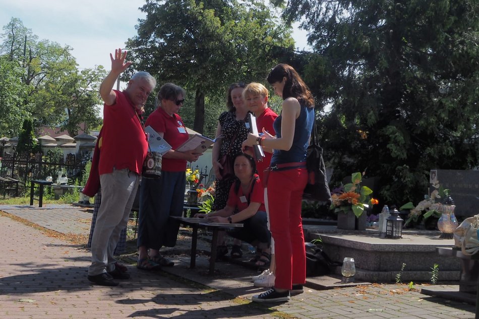 Łódź. Małe historie wielkiego miasta. Nietypowa gra terenowa na Starym Cmentarzu w Łodzi