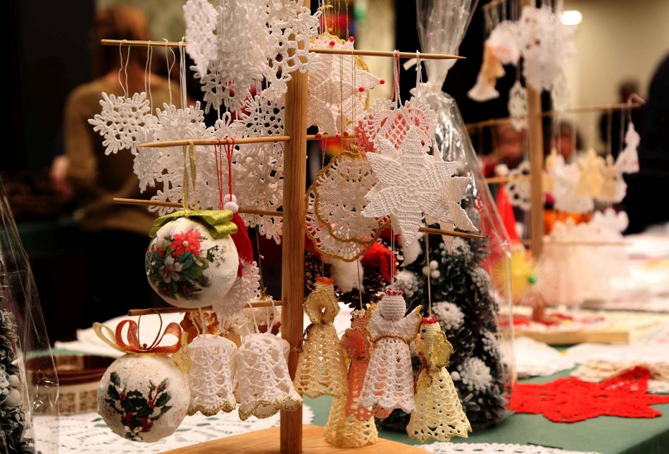 Łódź. Świąteczny Kiermasz Sztuki w Łodzi. Unikatowe rękodzieło, ozdoby świąteczne i warsztaty