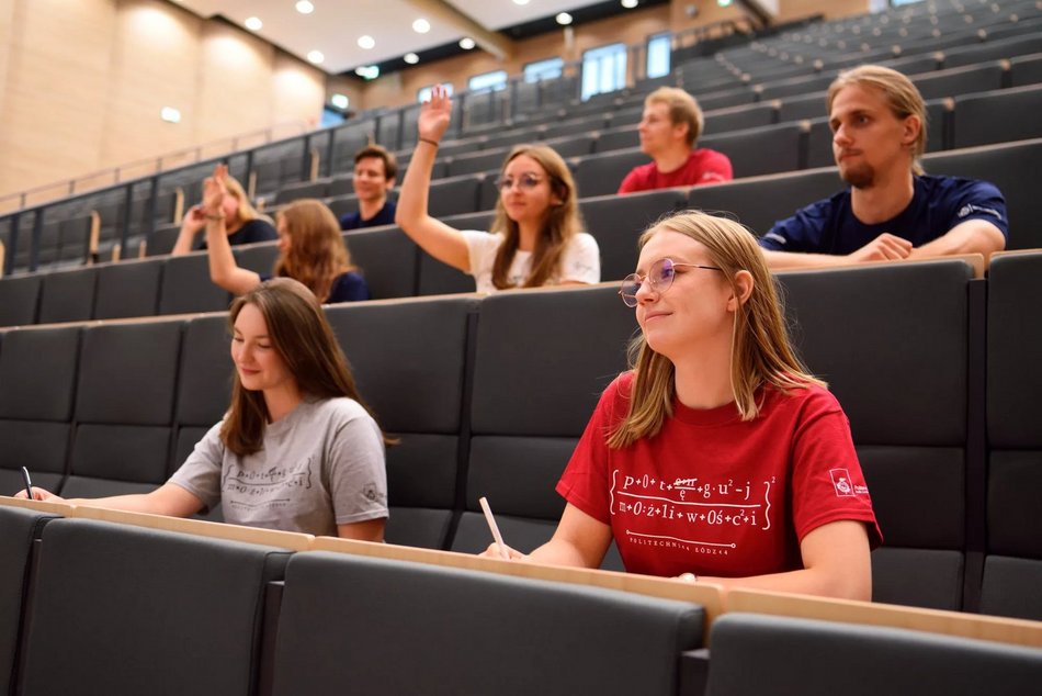 Łódź. Kosmiczna Powtórka Maturalna z Politechniką Łódzką. Dlaczego warto wziąć udział?