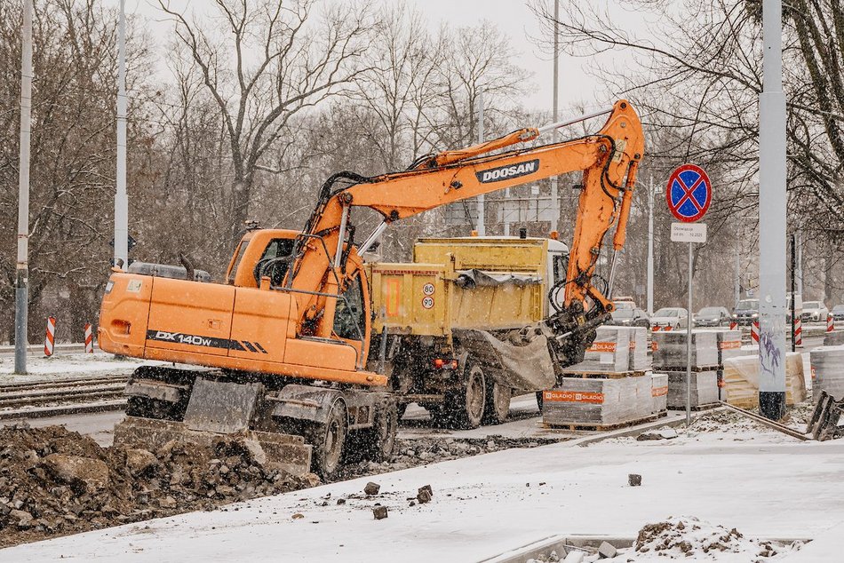 Łódź. Remont Pabianickiej w Łodzi postępuje. Nowa organizacja ruchu [SZCZEGÓŁY]