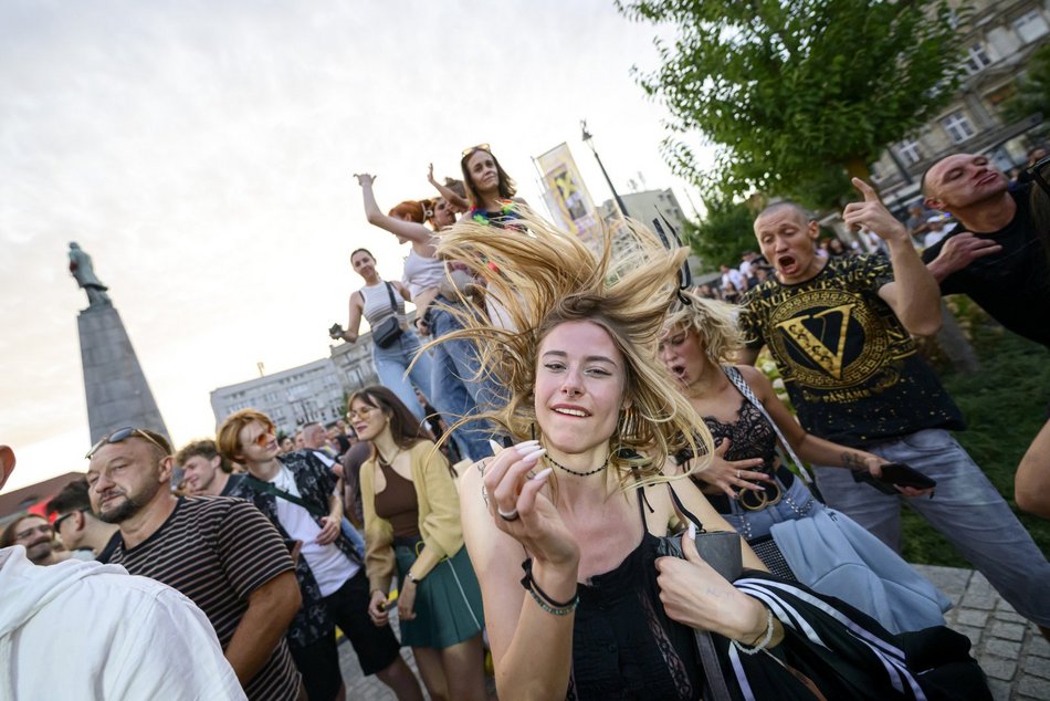 Łódź. Hołd dla DJ Hazela na Paradzie Wolności 2025 w Łodzi. Tak oddali go łodzianie!