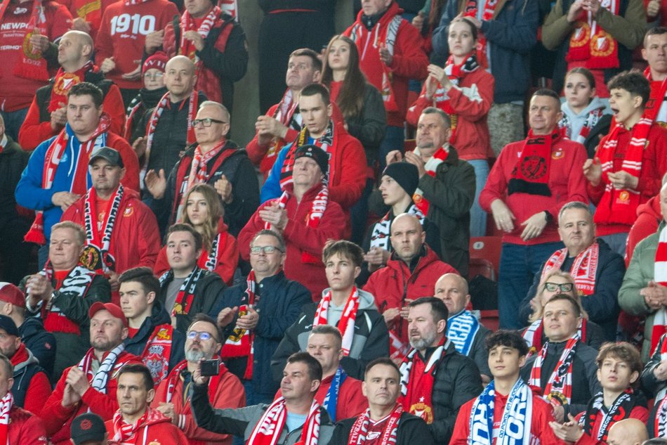 Łódź. Kibice na meczu Widzewa Łódź z Górnikiem Zabrze. Byłeś/aś? Znajdź się w galerii!