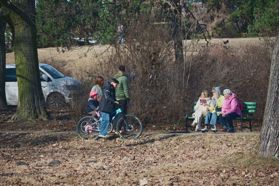 Tłumy w Parku Julianowskim w Łodzi