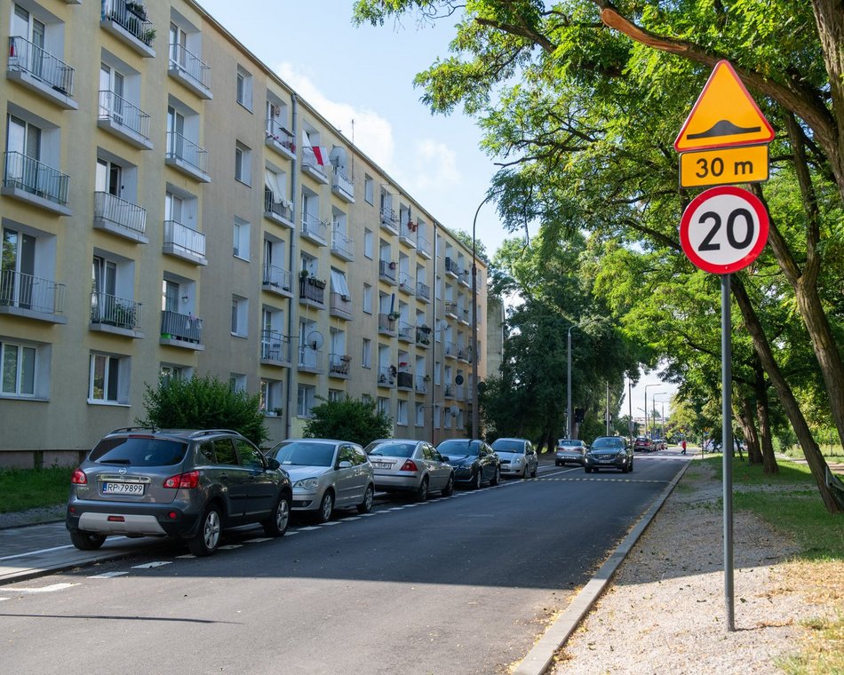 Ulica Ossowskiego po remoncie 