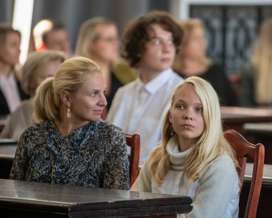 Stypendia dla najzdolniejszych. Wybitni uczniowie z Łodzi zostali nagrodzeni