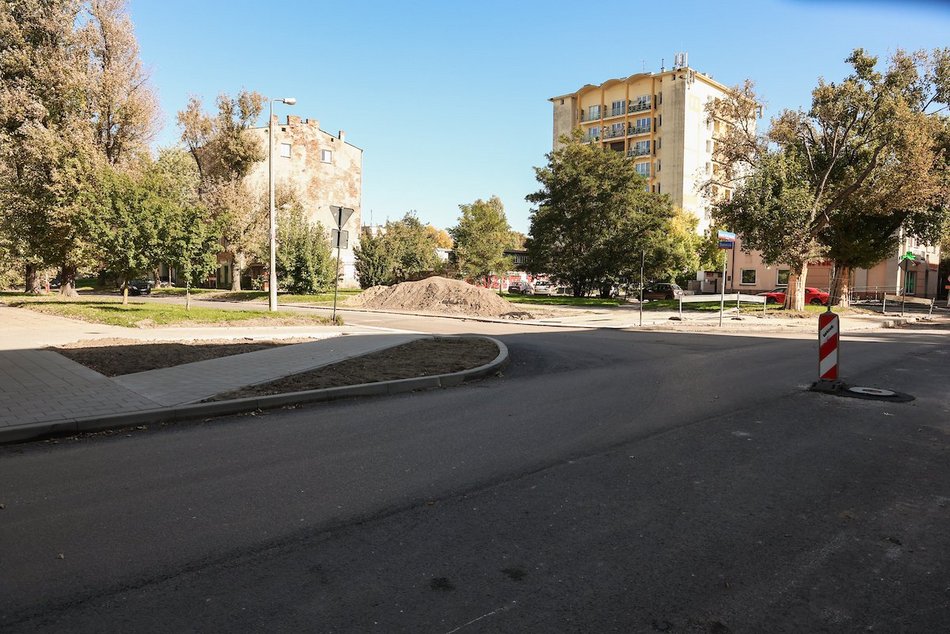 Łódź. Remont Organizacji WiN w Łodzi. Jest już nowa nawierzchnia i chodniki